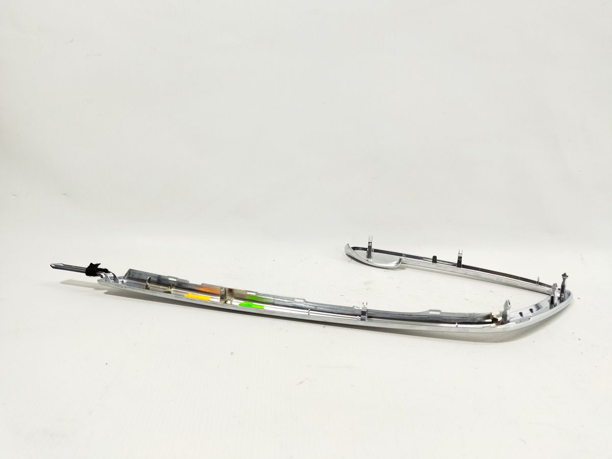 S60 Молдинг карты двери передней правой Volvo S60 2011-2018 8635859 Volvo S60 5