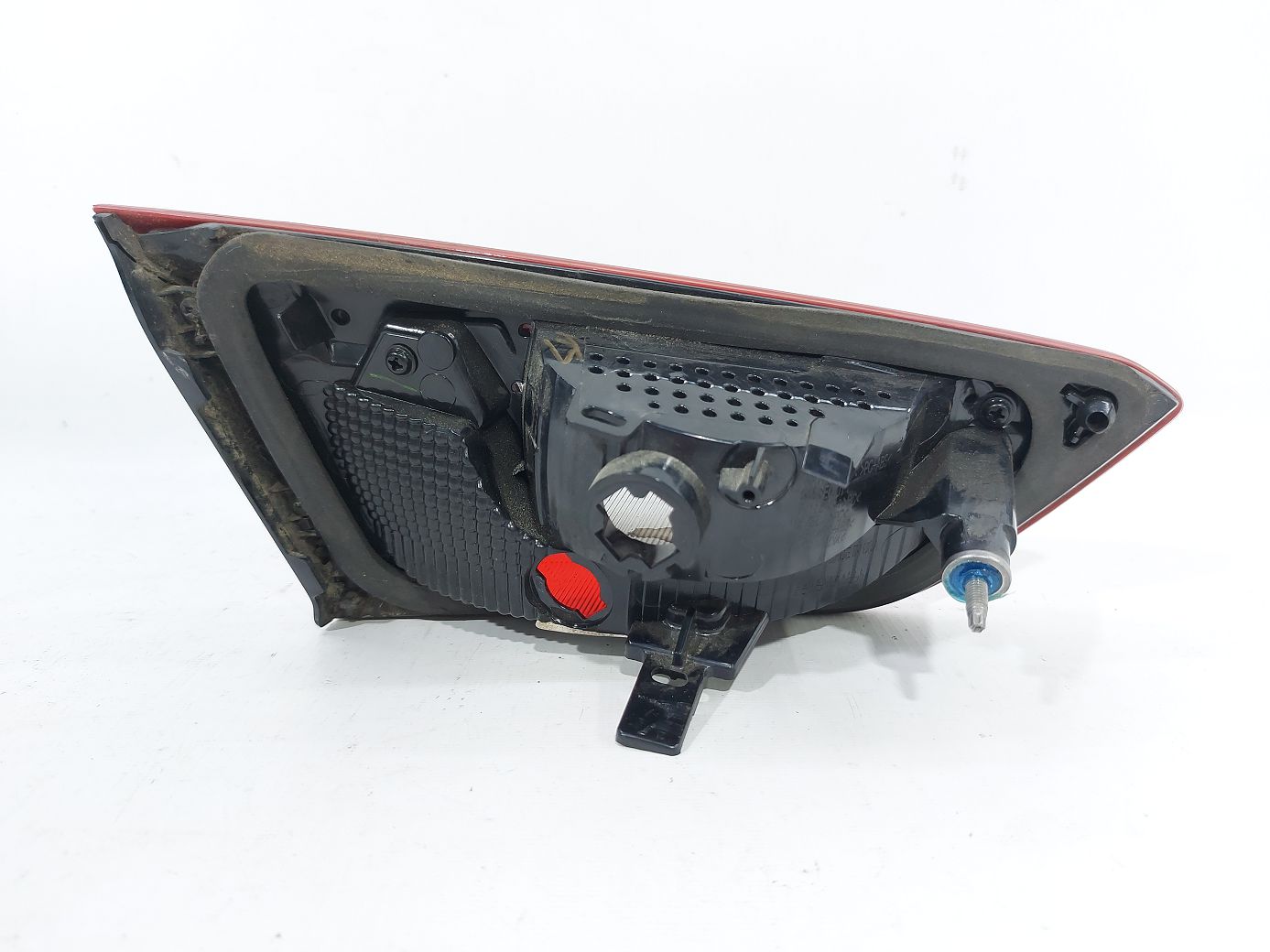 Malibu Фонарь крышки багажника правый Chevrolet Malibu 2016-2021 84130997 Chevrolet Malibu 13