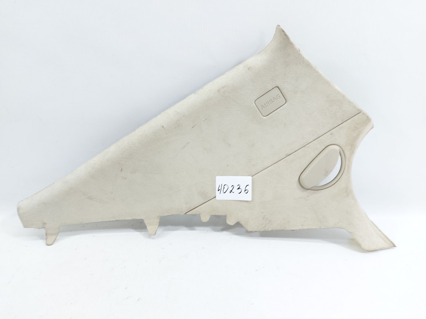 Xf. Обшивка задней стойки левая Jaguar XF 2010-2015 C2Z10334AMN Jaguar XF