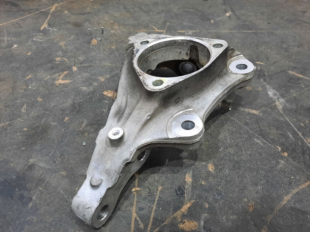 Ats Поворотний кулак лівий Cadillac ATS 2013-2016 23118083 Cadillac ATS 3 Ats Поворотний кулак лівий Cadillac ATS 2013-2016 23118083 Cadillac ATS 3