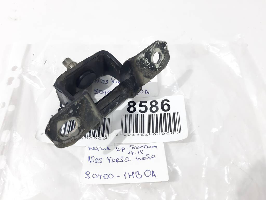 Versa note Петля кришки багажника ліва/права Nissan Versa Note 2014-2019 904001HB0A Nissan Versa Note 4
