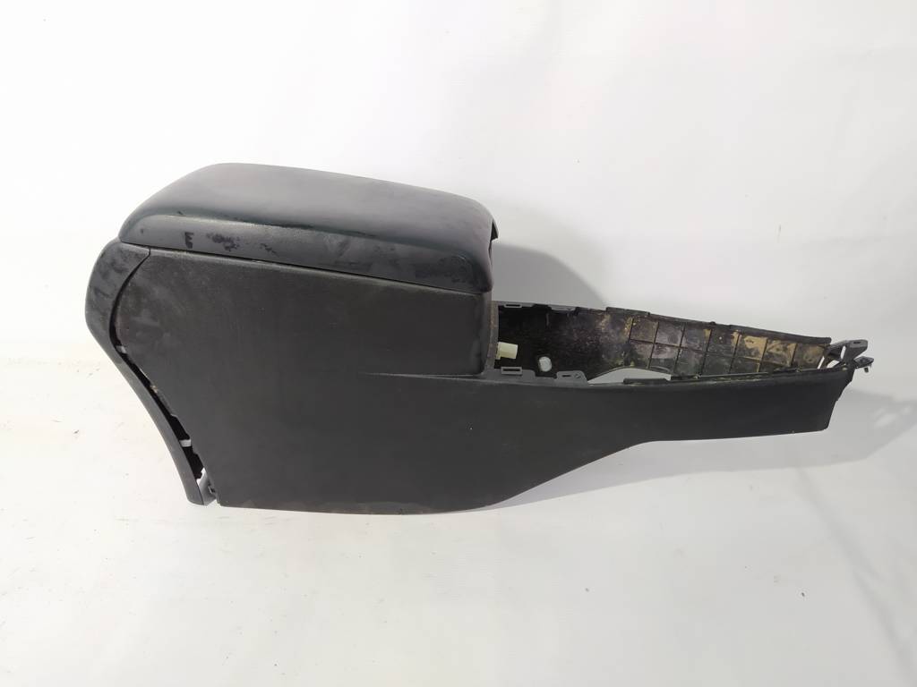 Camry Центральна консоль Toyota Camry 2015-2017 5891006170C0 Toyota Camry 5