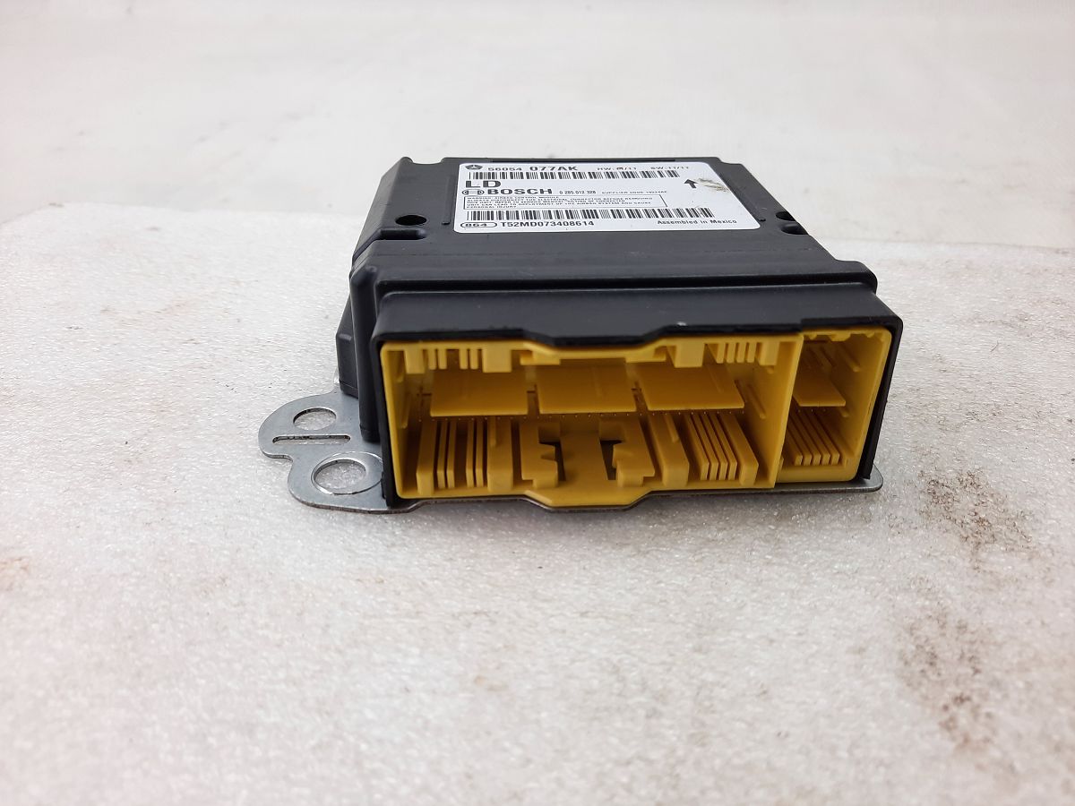 Charger. Блок air bag Dodge Charger 2011-2014 56054077AK Dodge Charger