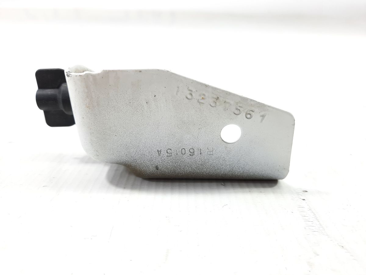 Regal Кронштейн фари внутрішній правий нижній Buick Regal 2011-2017 13237561 Buick Regal 4