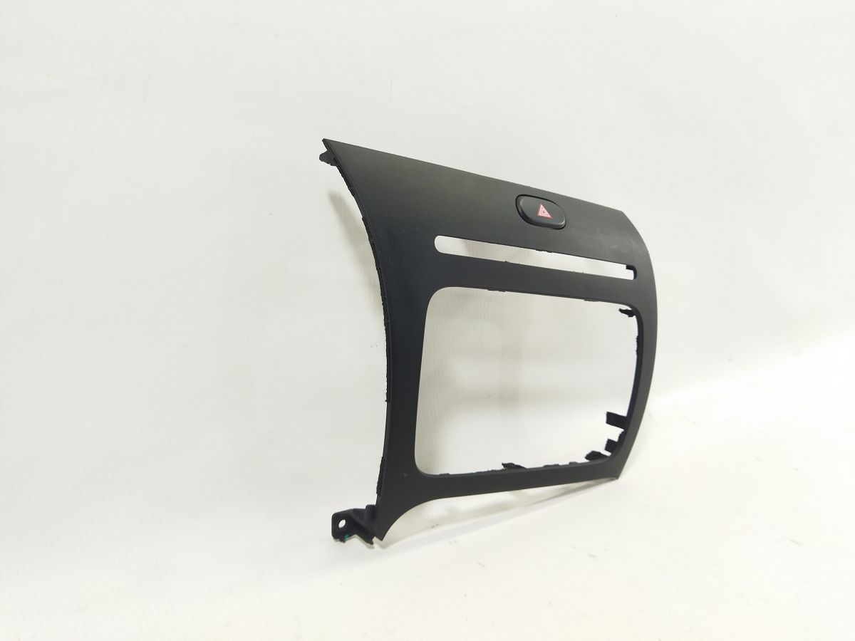 Forte Накладка магнітоли Kia Forte 2014-2016 84740A7000WKDS Kia Forte 2 Forte Накладка магнітоли Kia Forte 2014-2016 84740A7000WKDS Kia Forte 2