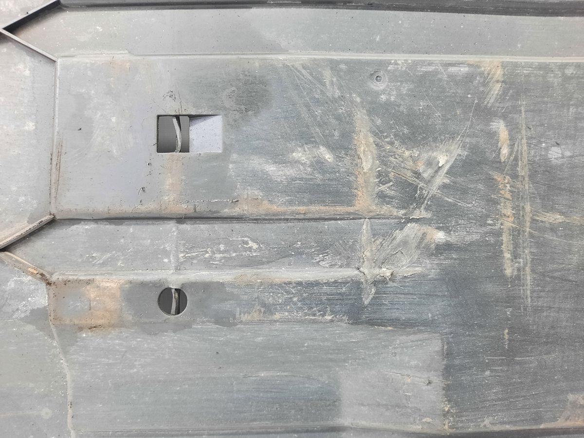 Insight Захист днища центральний правий Honda Insight 2010-2011 74641TM8A01 Honda Insight 13