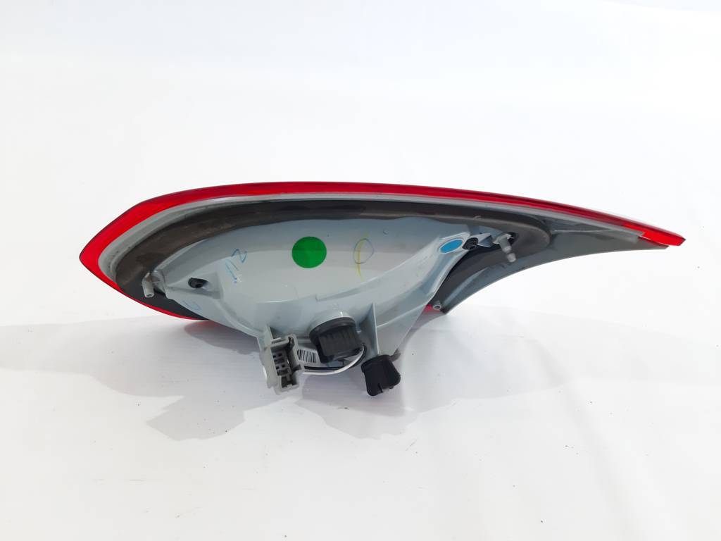 Товары с дефектами Фонарь крышки багажника левый (дефект) Ford Focus sedan `2015-2018 F1EZ13405A Ford Focus sedan 2