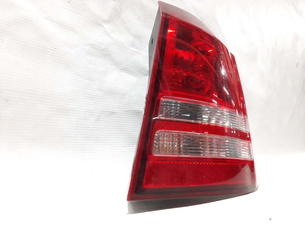 Journey Фонарь задний правый(трещина) Dodge Journey 2009-2010 68185888AA Dodge Journey 3