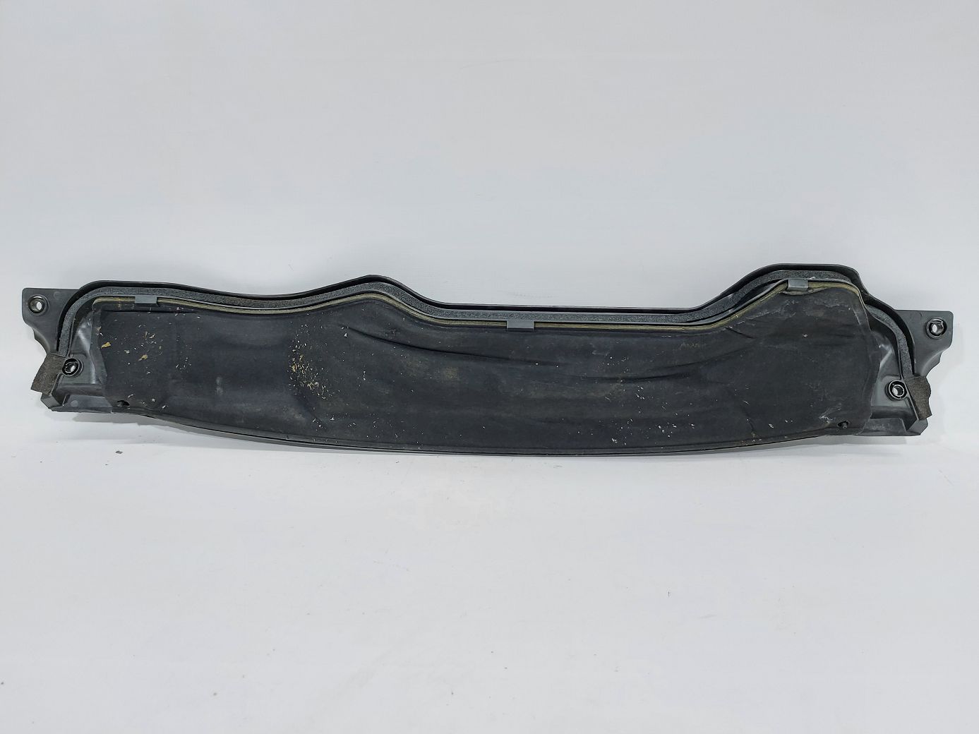 Volt Водостік під лобове скло Chevrolet Volt 2011-2015 23128338 Chevrolet Volt 3