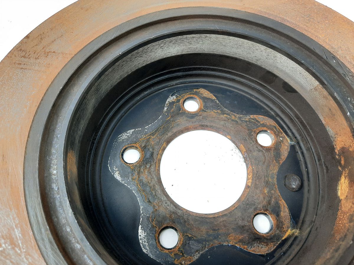 Altima Гальмівний диск задній лівий/правий Nissan Altima 2015-2020 43206ZX00B Nissan Altima 4