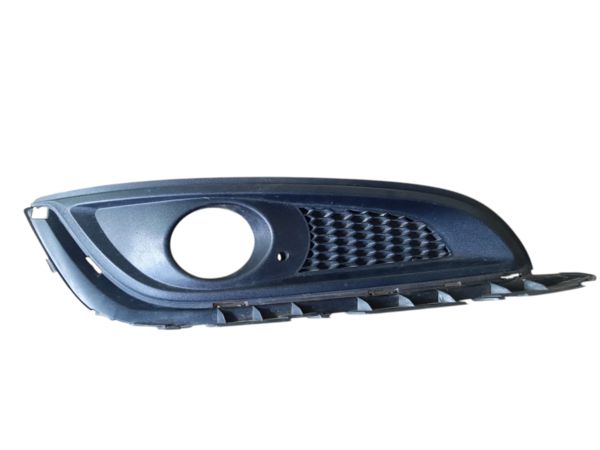 Regal. Накладка ПТФ правая● Buick Regal 2014-2017 23142358 Buick Regal