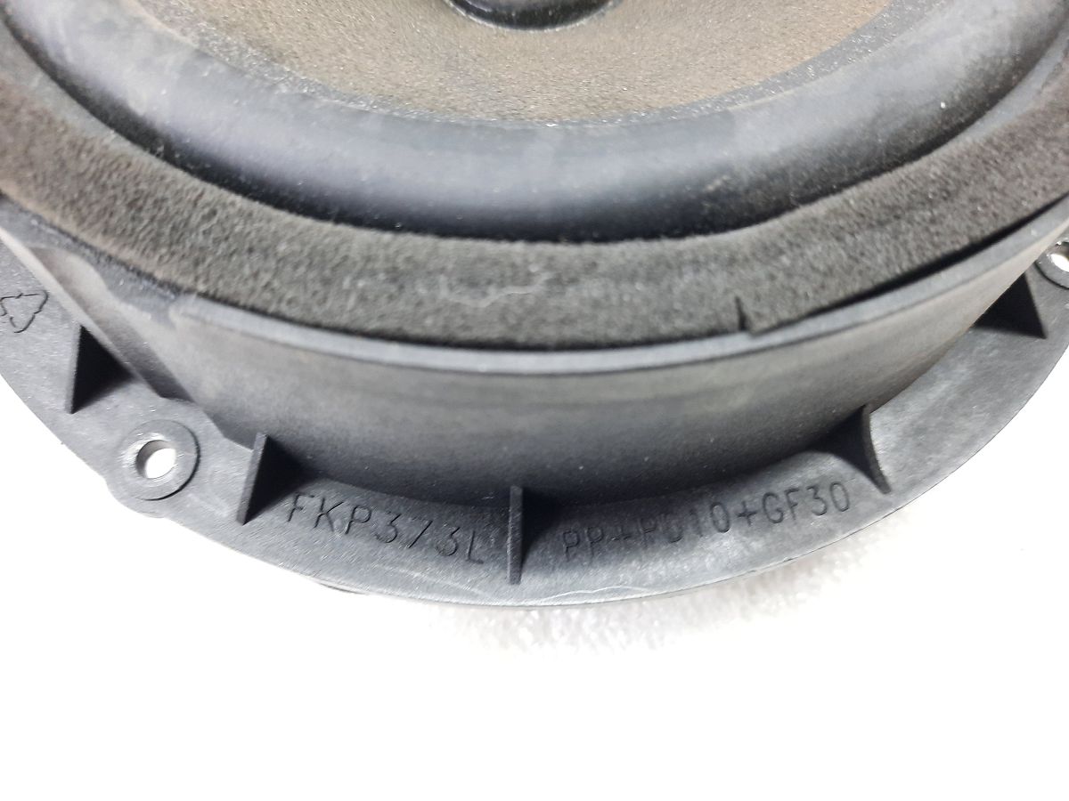 Sorento Динамик двери задней левой Kia Sorento 2012-2015 963302P301 Kia Sorento 5