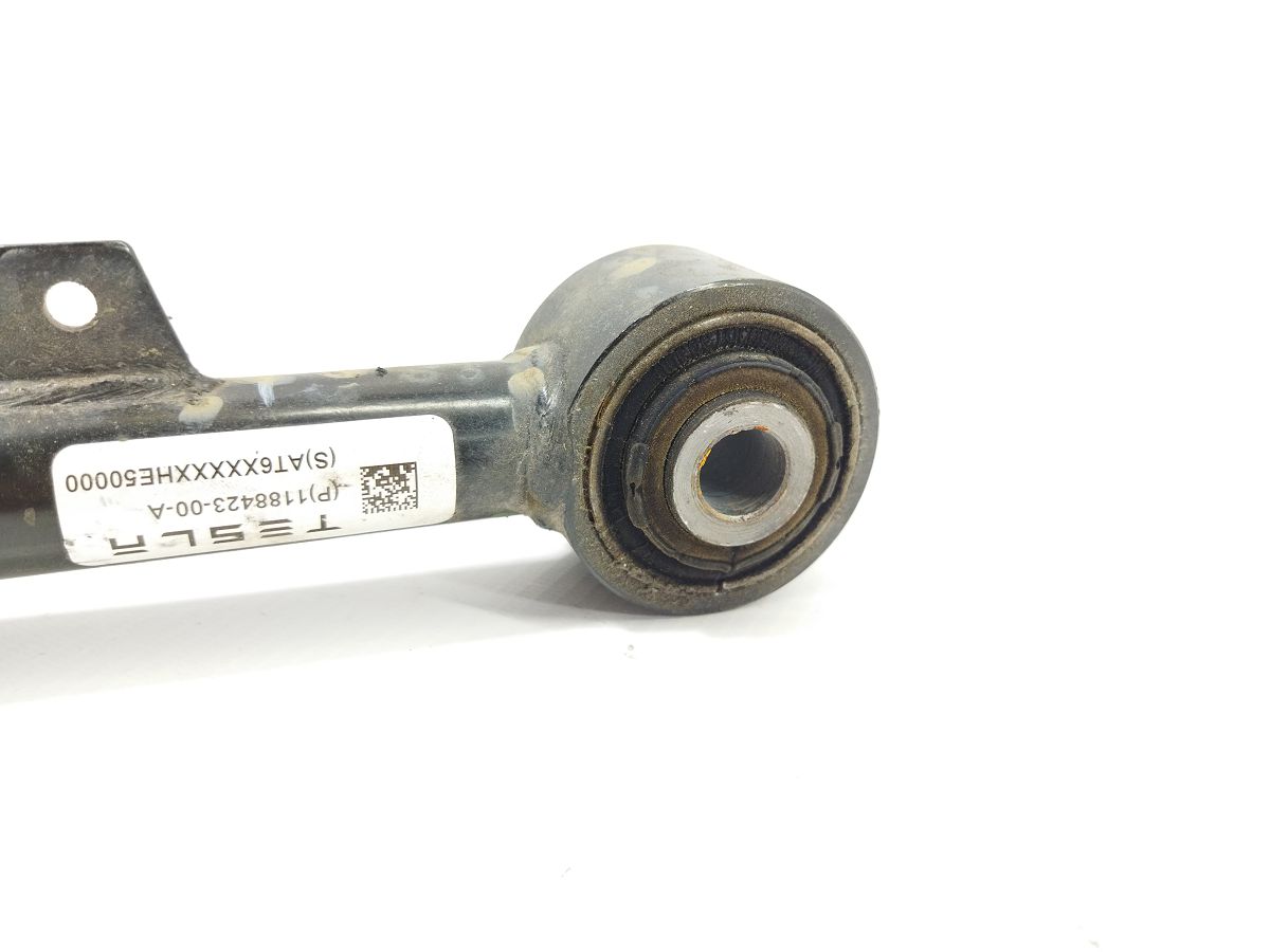 Model 3 Рычаг задний правый верхний поперечный Tesla Model 3 2020-2024 104442300G Tesla Model 3 2