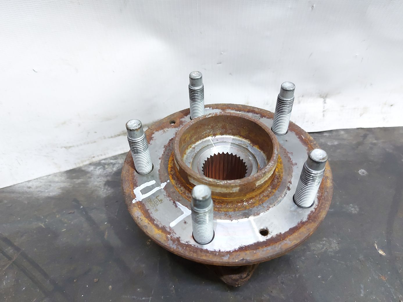 Malibu Ступица передняя левая/правая Chevrolet Malibu 2016-2021 13526966 Chevrolet Malibu 6