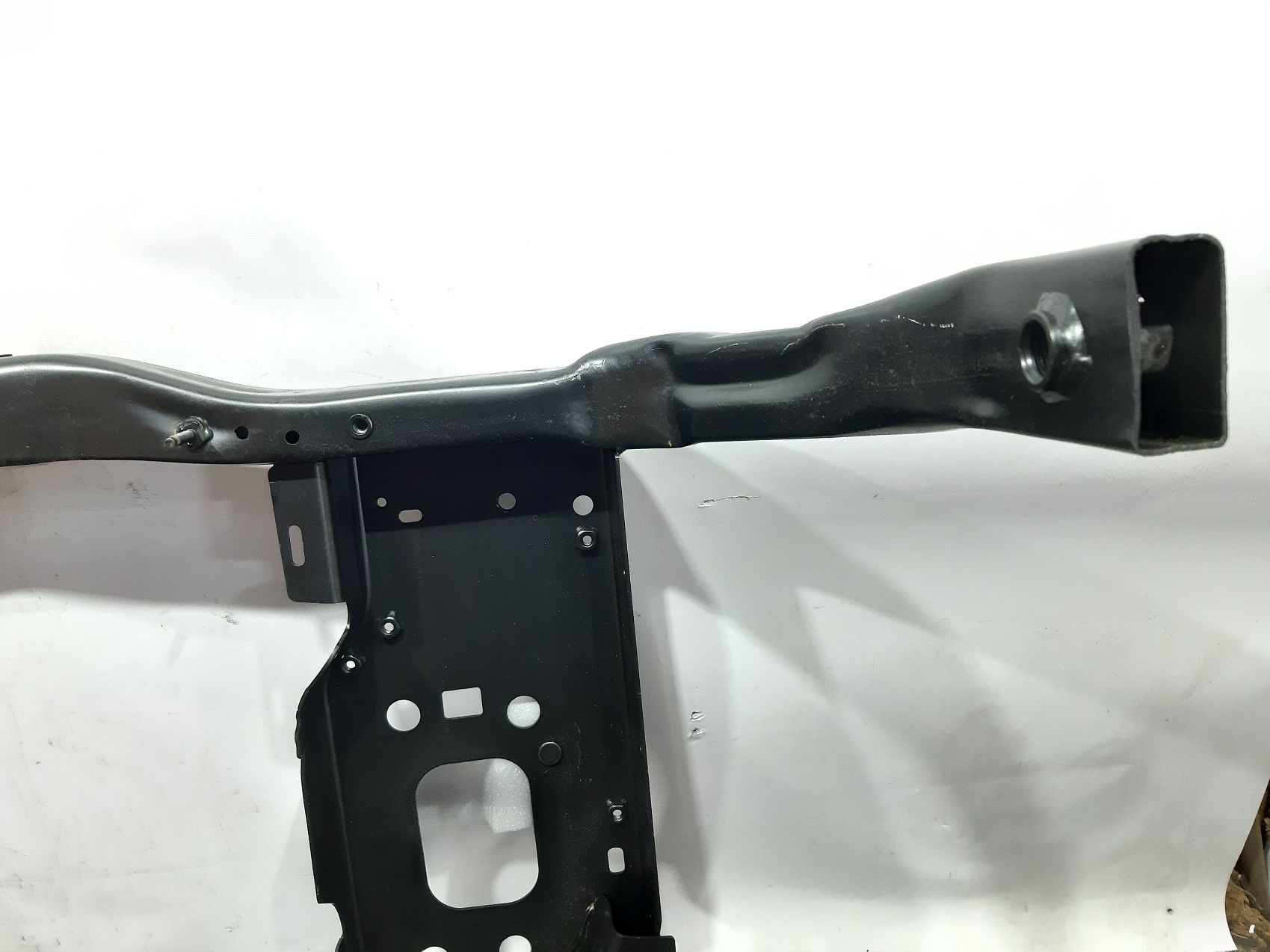  Передняя панель (телевизор) Jeep Cherokee `14-18 Jeep Cherokee 16