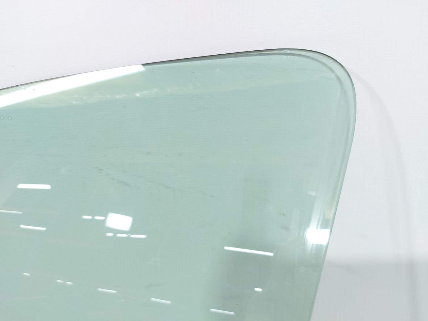 Encore Скло дверей передньої лівої Buick Encore 2013-2021 95207984 Buick Encore 3