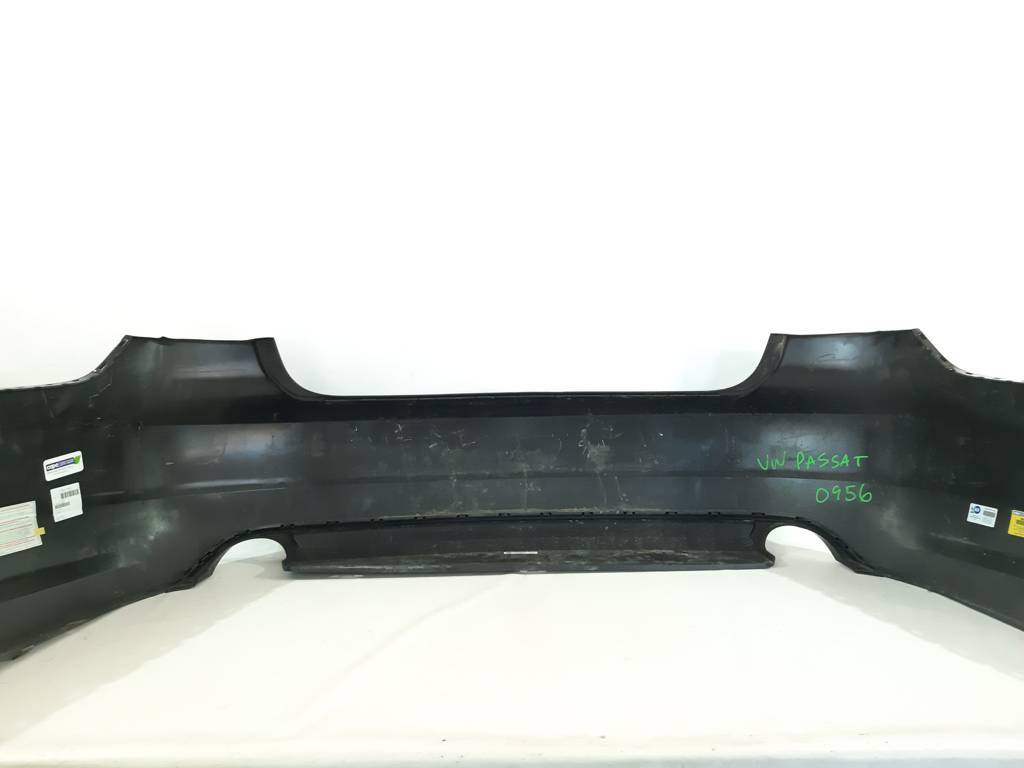 Passat Бампер задній Volkswagen Passat 2012-2015 561807421EGRU Volkswagen Passat 36