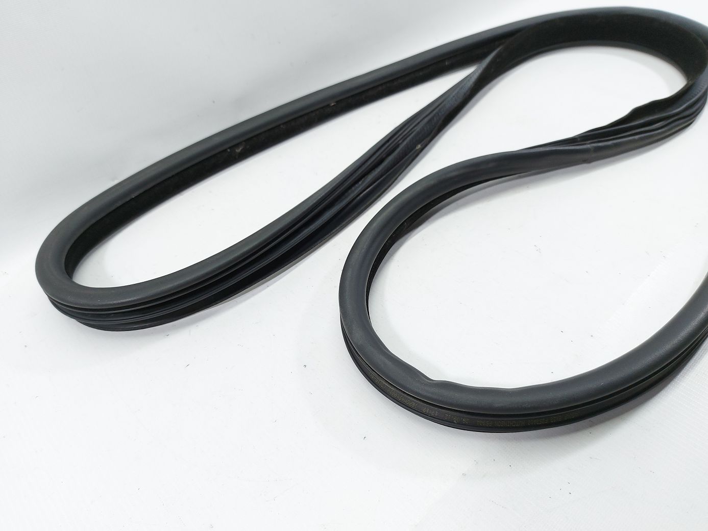 Xf Ущільнювальна гумка отвору дверей задньої лев/прав Jaguar XF 2009-2015 C2Z23512 Jaguar XF 2