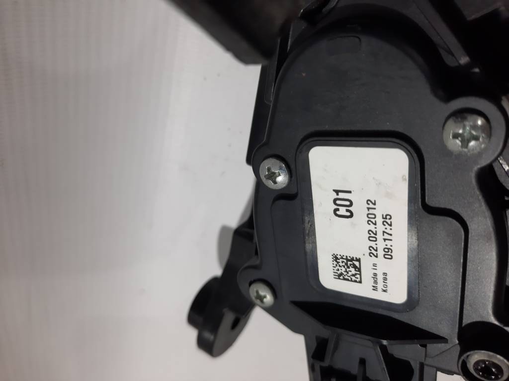 Veloster Педаль газа Hyundai Veloster 2012-2017 327002V100 Hyundai Veloster 6