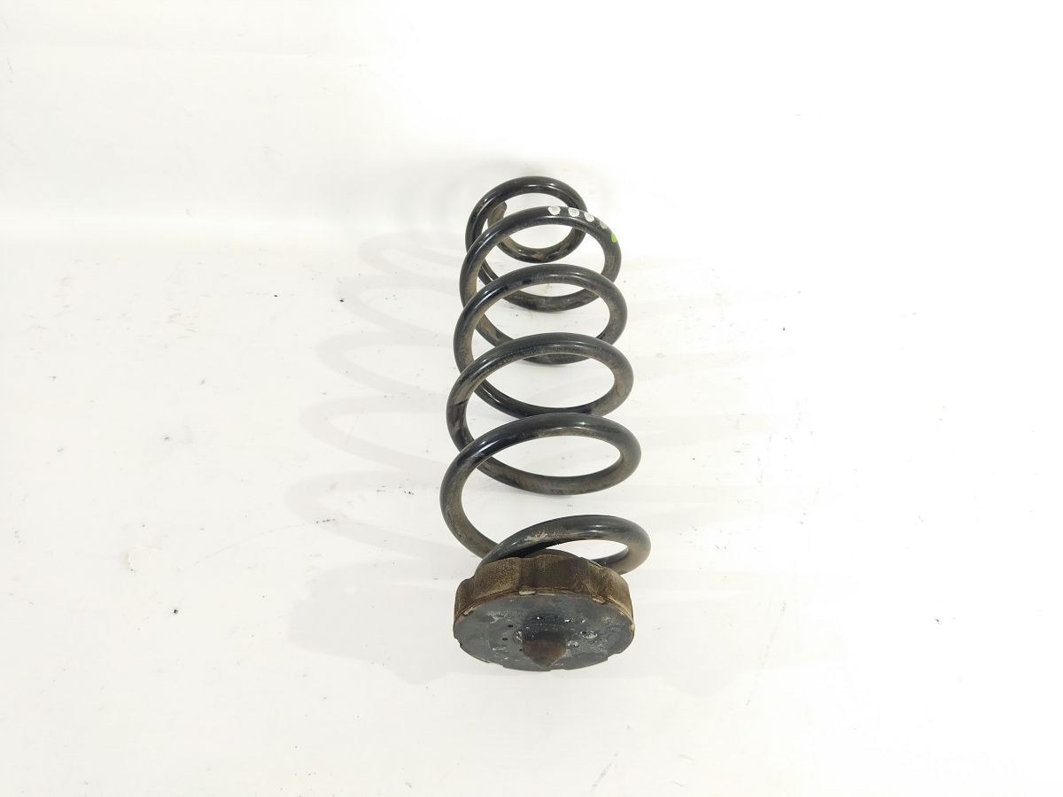 A4 Пружина амортизатора заднього ліва/права Audi A4 2013-2016 8K0511115GP Audi A4 4