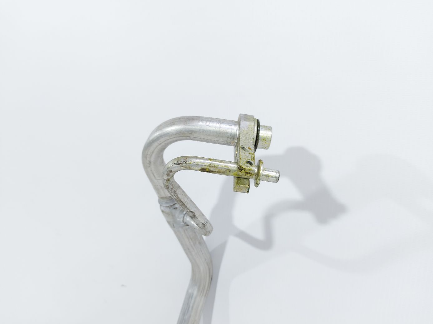 Malibu Трубка кондиціонера Chevrolet Malibu 2018 84613081 Chevrolet Malibu 6 Malibu Трубка кондиціонера Chevrolet Malibu 2018 84613081 Chevrolet Malibu 6