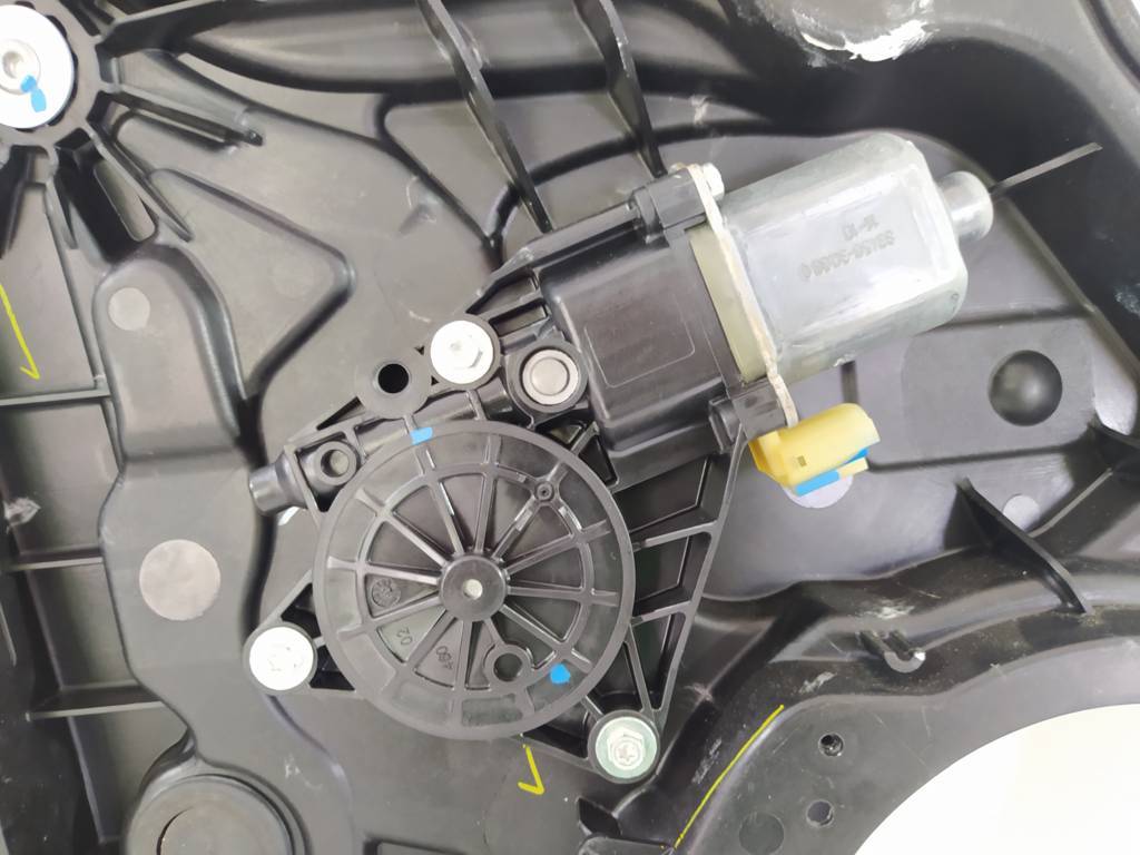 Sonata Панель двери задней левой Hyundai Sonata 2009-2015 834713Q000 Hyundai Sonata 4