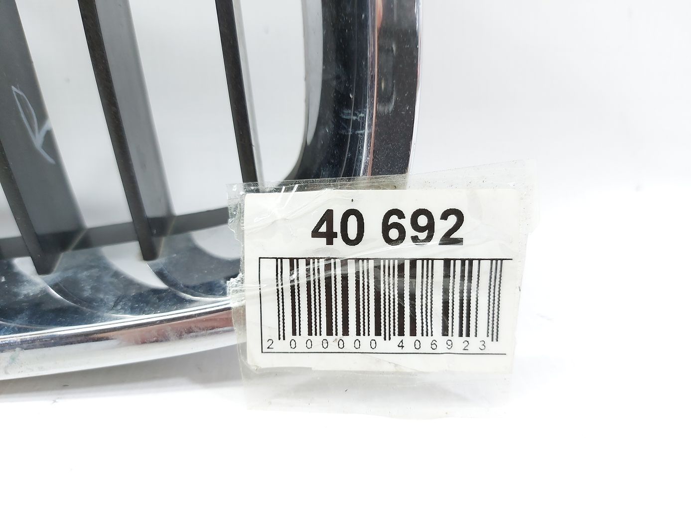 328i xdrive Решітка радіатора верхня права (ніздря) Тайвань BMW 328i xDrive 2012-2016 51137255412 BMW 328i xDrive 7