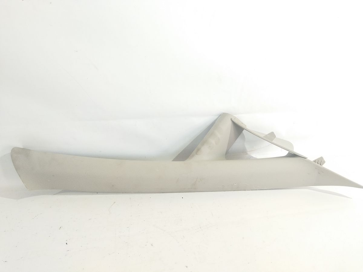 Fiesta. Накладка стойки передней верхняя правая Ford Fiesta 2011-2019 H2BZ5403598AF Ford Fiesta