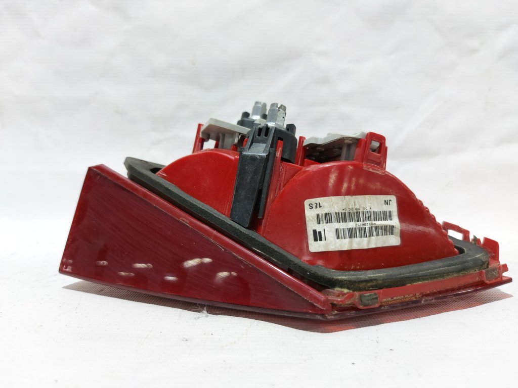 Passat s Ліхтар кришки багажника лівий Volkswagen Passat S 2012-2015 561945093C Volkswagen Passat S 12