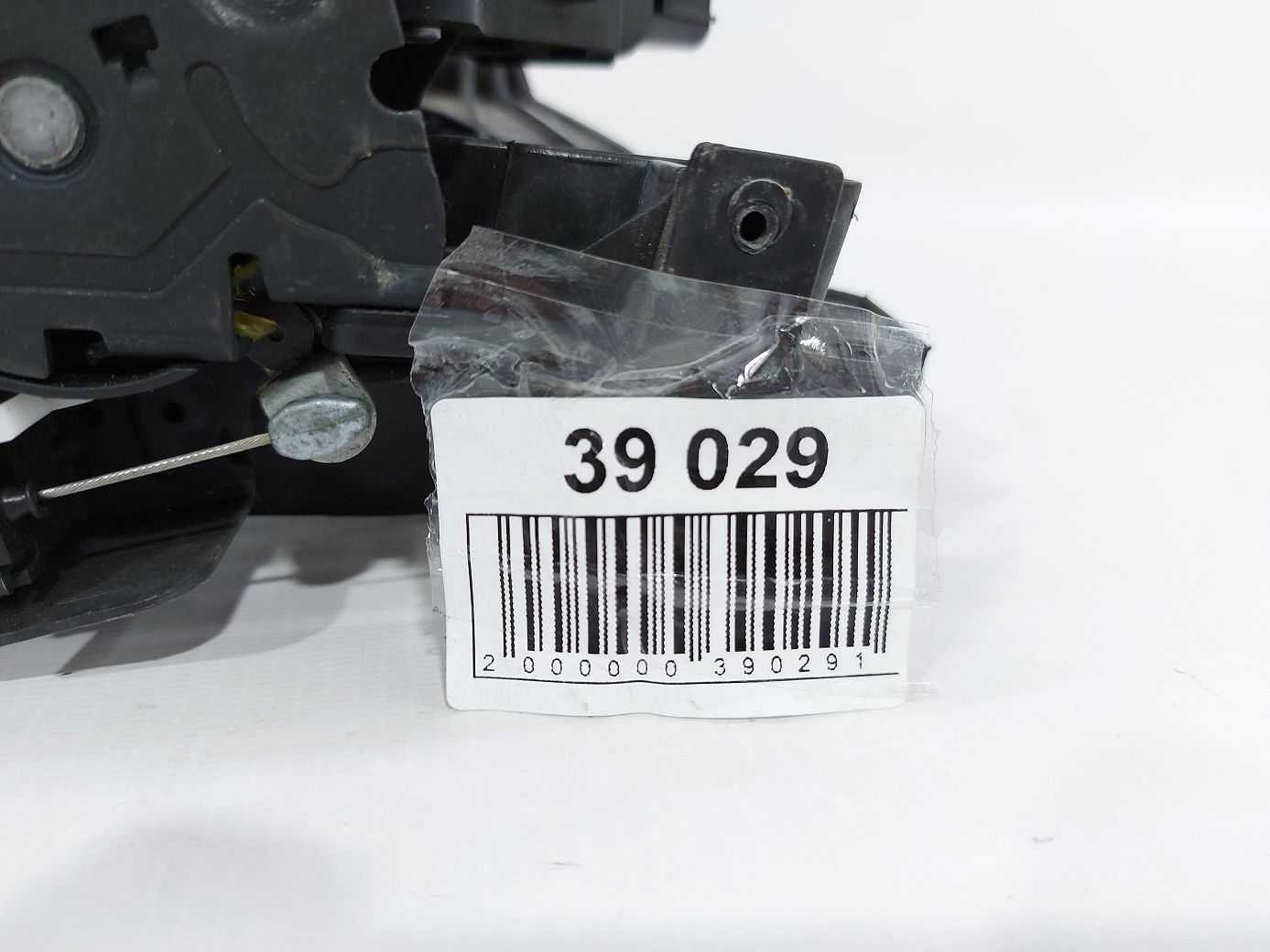 S80 Замок двери передней левой с кронштейном Volvo S80 2007-2016 31253661 Volvo S80 5 S80 Замок двери передней левой с кронштейном Volvo S80 2007-2016 31253661 Volvo S80 5