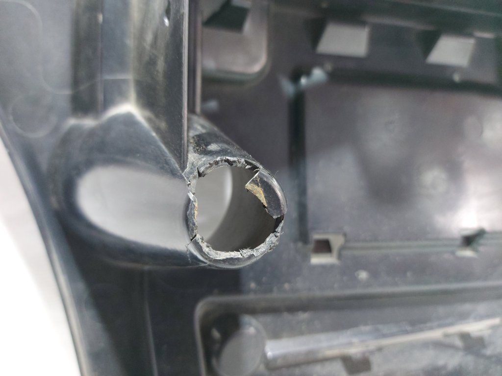 7 series Кріплення бампера заднього праве BMW 7 2012 51127183886 BMW 7 3 7 series Кріплення бампера заднього праве BMW 7 2012 51127183886 BMW 7 3