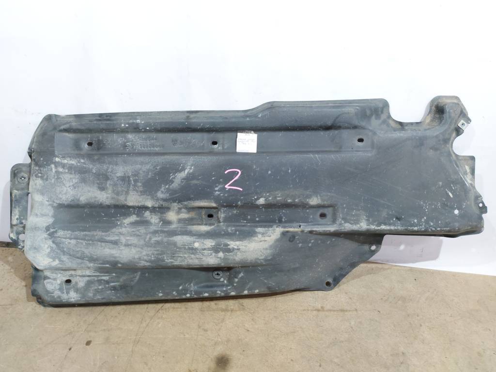 Dart Защита днища центральная левая Dodge Dart 2013-2019 68082725AE Dodge Dart 15