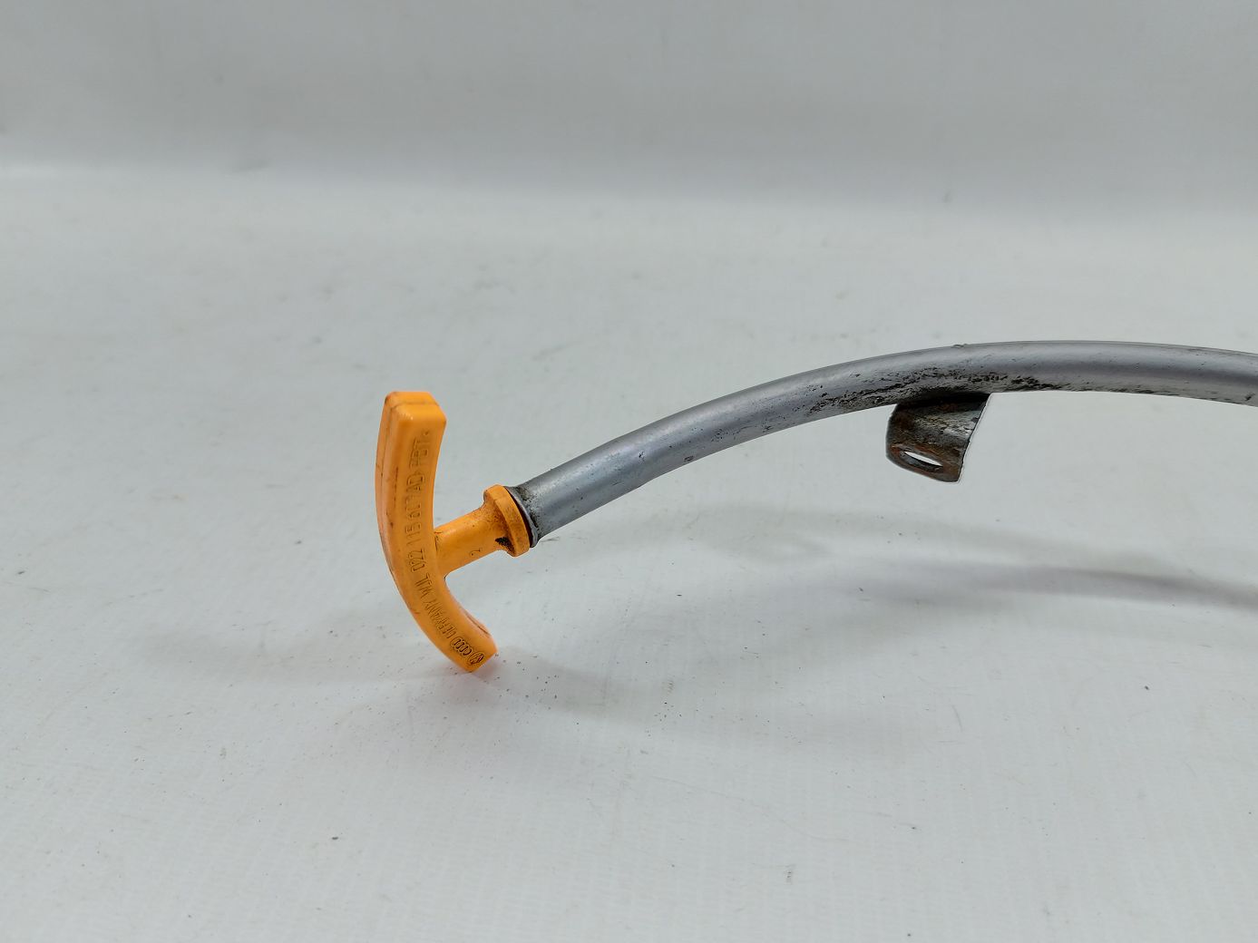 Passat Щуп уровня масла Volkswagen Passat 2008-2018 022115607AD Volkswagen Passat 3