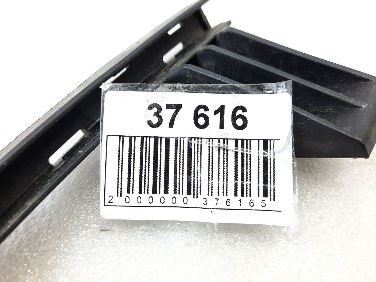 Sonata Напрямне скло дверей задньої лівої (салазки) Hyundai Sonata 2011-2015 835353S000 Hyundai Sonata 13