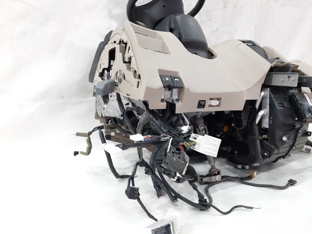 Rogue Торпеда (голая) (царапины, потертости) Nissan Rogue 2015-2019 682006FL0A Nissan Rogue 10