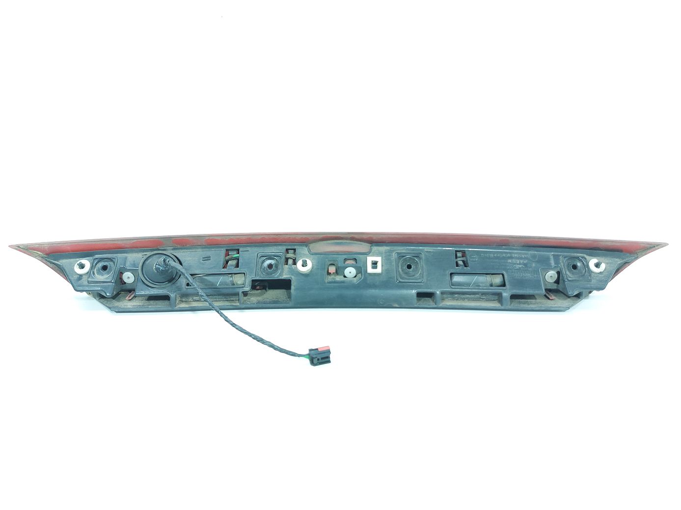 Fiesta sedan Накладка кришки багажника Ford Fiesta sedan 2014-2019 D2BZ5443400CA Ford Fiesta sedan 2