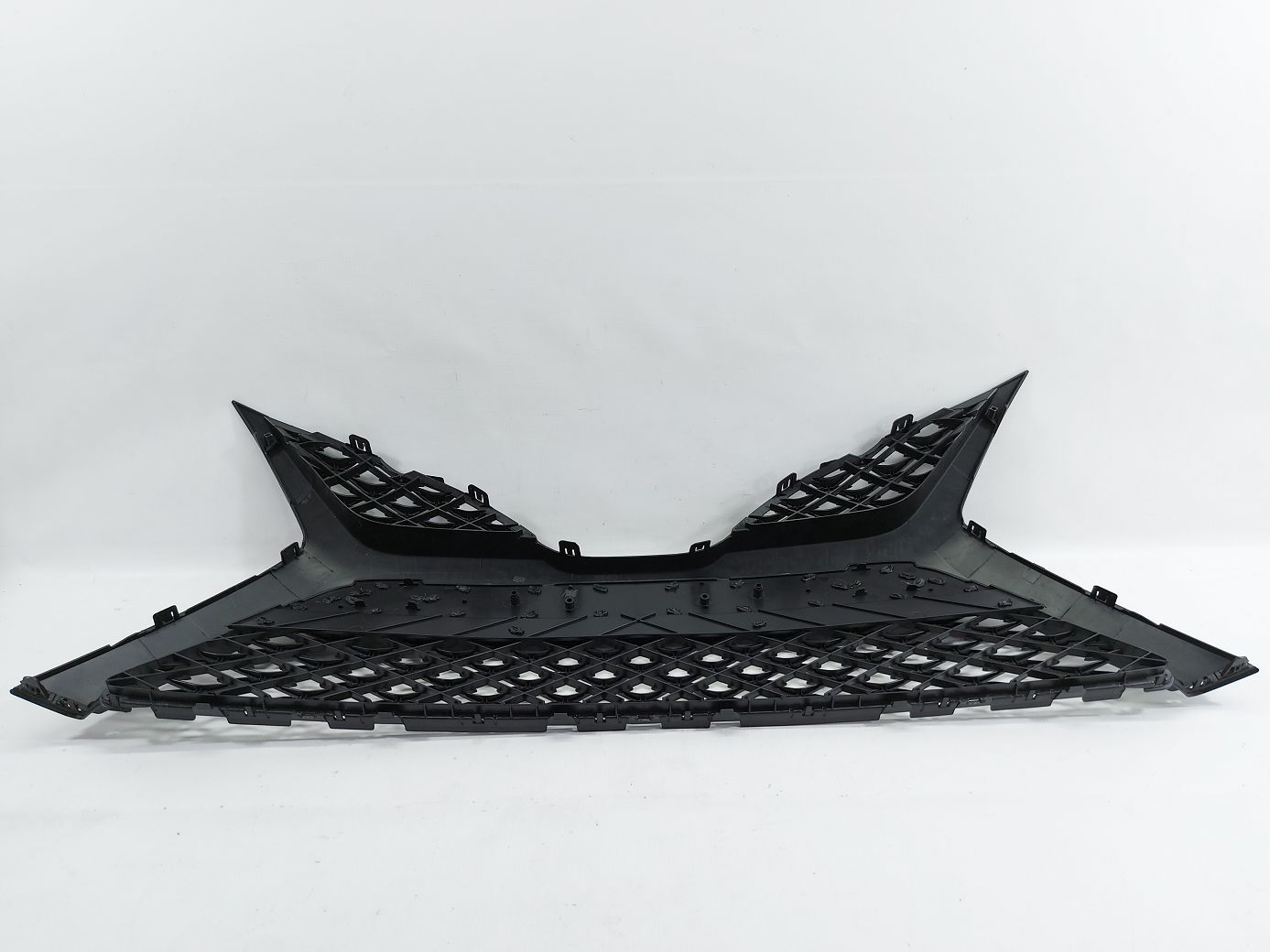 Повітропроводи бампера Решітка переднього бампера (SE/XSE) Toyota Camry 2018-2020 5310206520 Toyota Camry 5