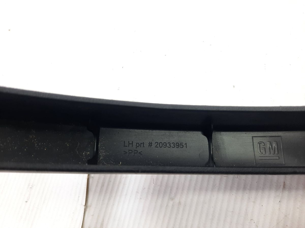 Ats Накладка петлі кришки багажника Cadillac ATS 2013-2018 20933951 Cadillac ATS 6