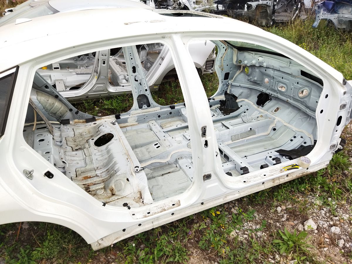 Altima Кузов голий (можна різати) Nissan Altima 2013-2018 731123TA1B Nissan Altima 9