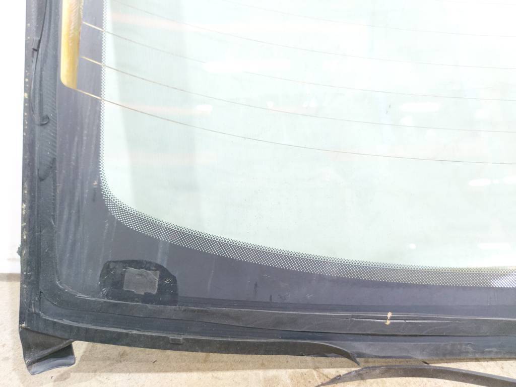 Dart Скло заднє (зламані вусики підігріву) Dodge Dart 2013-2019 68081967AE Dodge Dart 19