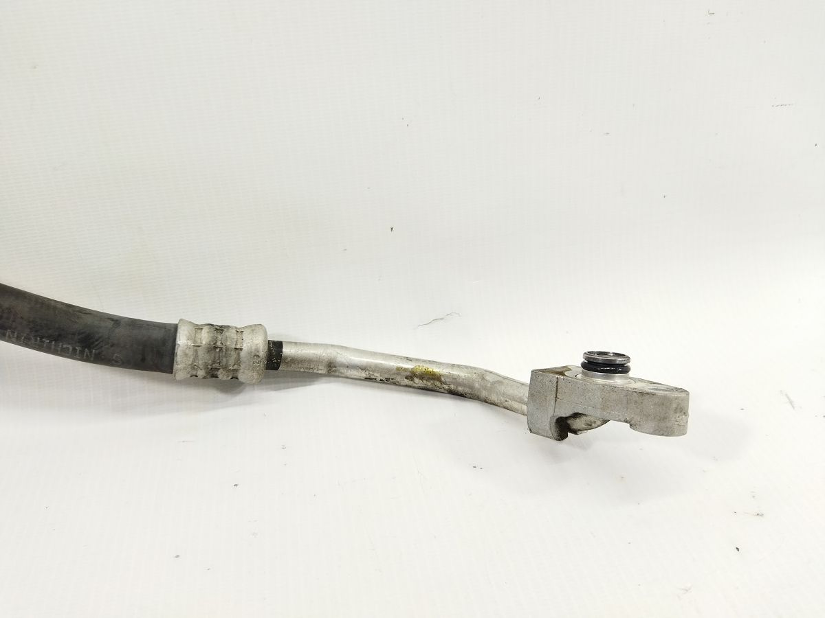 Camry Трубка кондиционера конденсер-компрессор Toyota Camry 2015-2017 8871106430 Toyota Camry 3