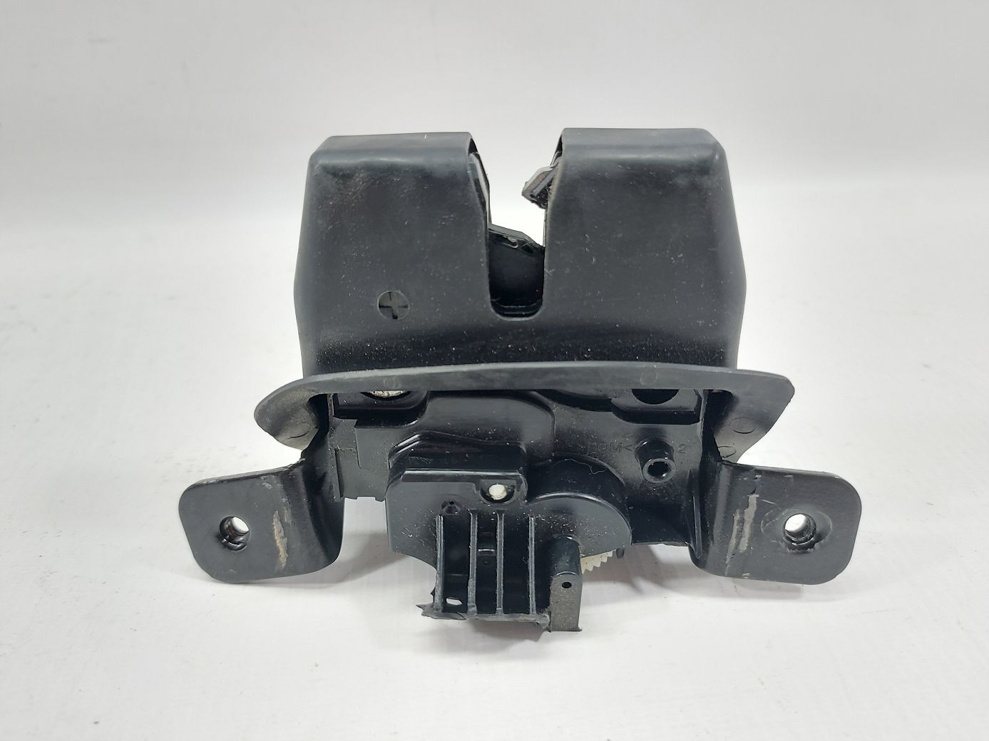 Fiesta. Замок крышки багажника Ford Fiesta 2011-2019 BE8Z5443150A Ford Fiesta