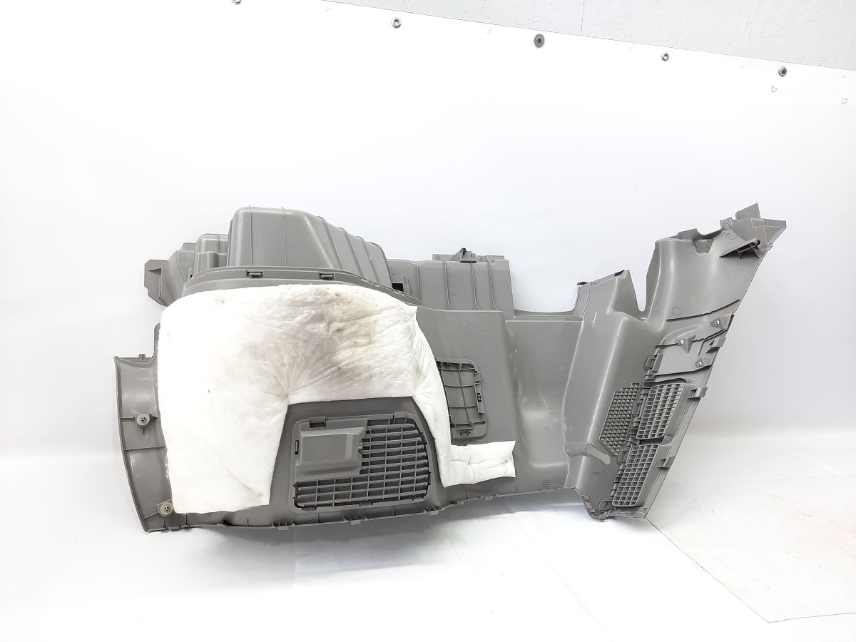 Insight Обшивка багажного відділення Honda Insight 2010-2011 84651TM8A01ZA Honda Insight 4