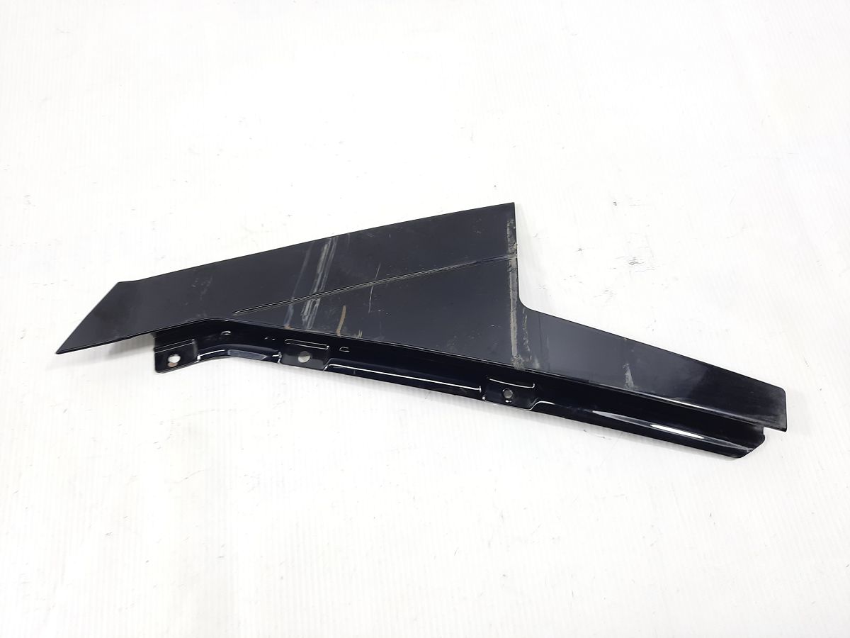 Dart Кутник дверей задньої лівої зовнішній Dodge Dart 2013-2016 68082735AF Dodge Dart 2