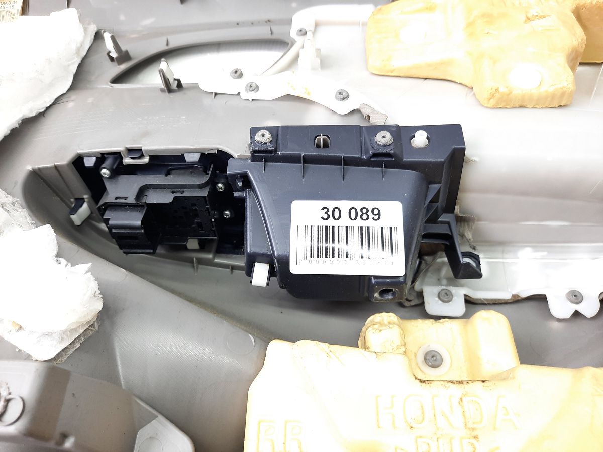 Insight Карта дверей задньої лівої Honda Insight 2010 83780TM8A03ZA Honda Insight 11