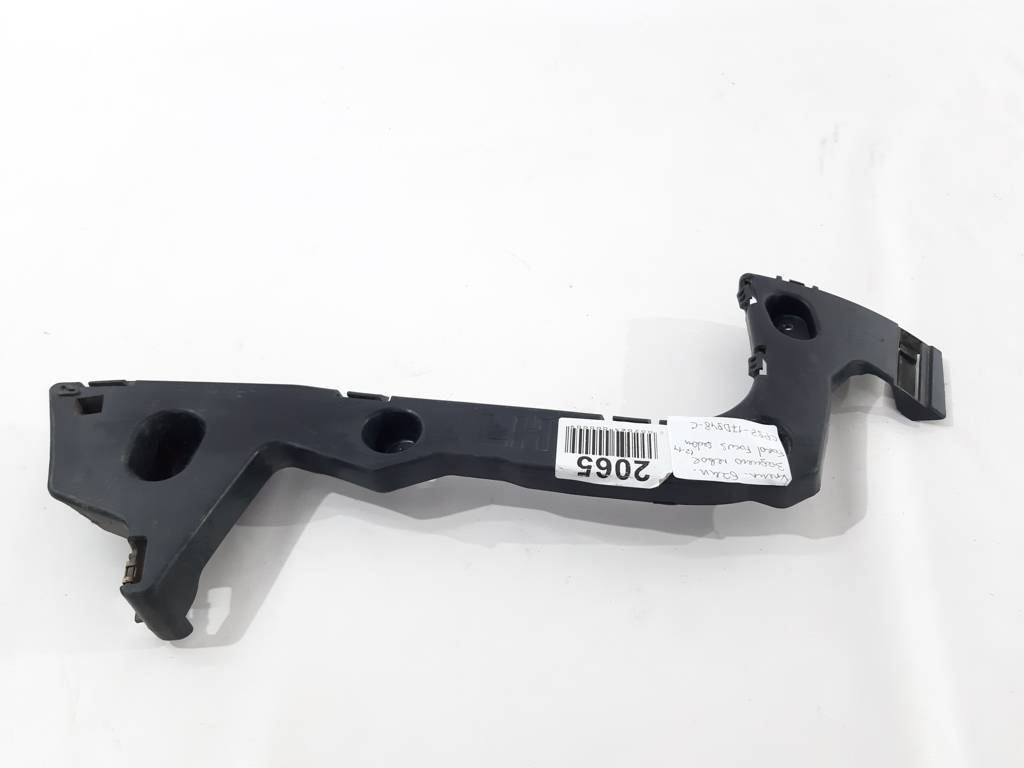 Focus sedan Крепление бампера заднего левое Ford Focus sedan 2012-2014 BM51F17E851AF Ford Focus sedan 10