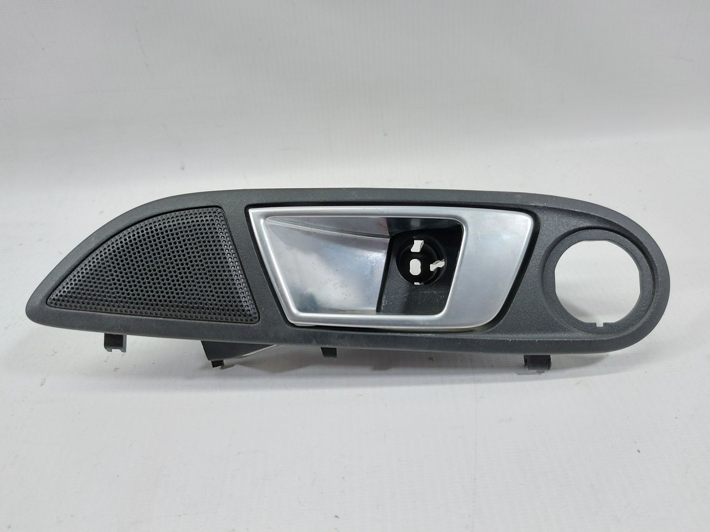 Focus. Ручка двери передней левой внутренняя Ford Focus 2012-2018 CV6Z5422601DA Ford Focus