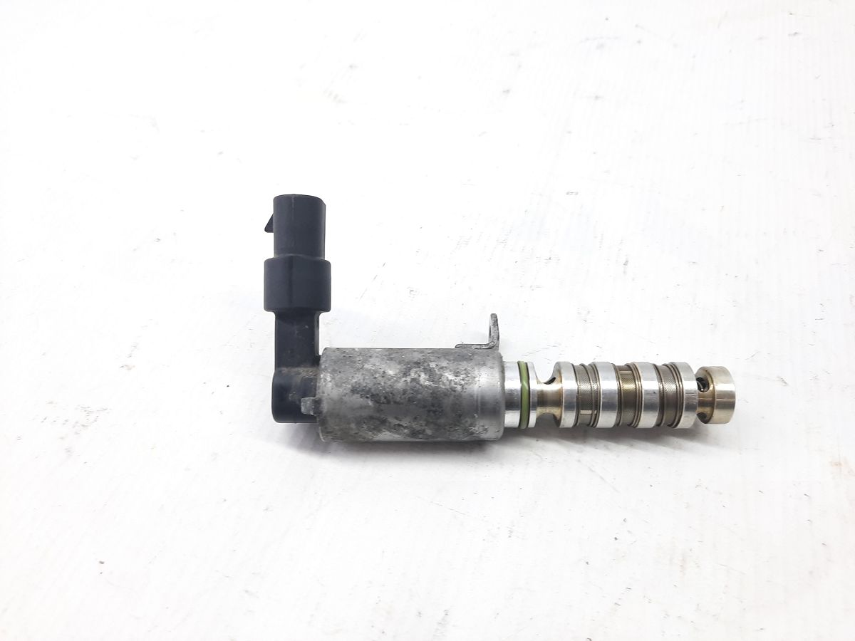 Датчики тиску масла двигуна Датчик тиску масла двигуна Hyundai Elantra 2012-2020 243752E100 4