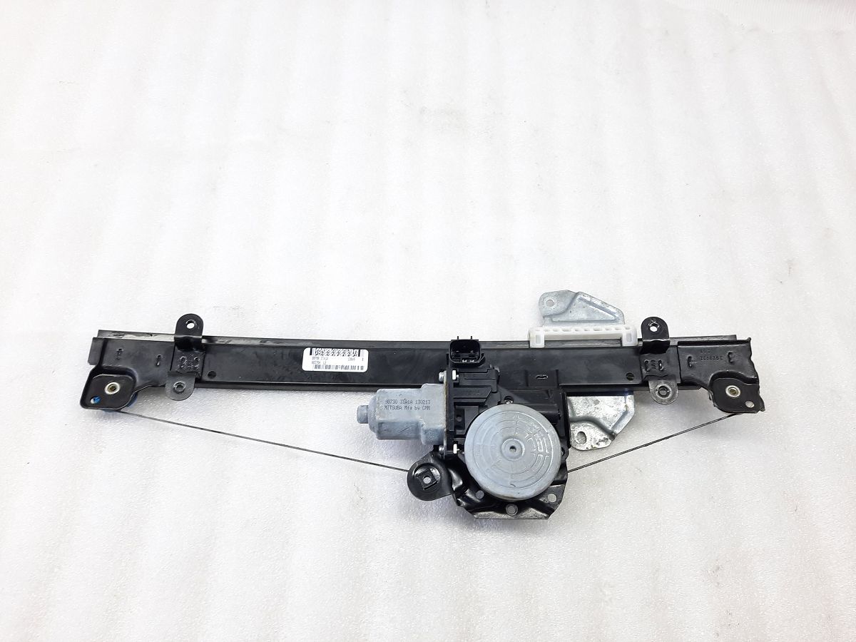 Altima Склопідйомник дверей передньої правої Nissan Altima 2013-2018 807203TA2A Nissan Altima 7