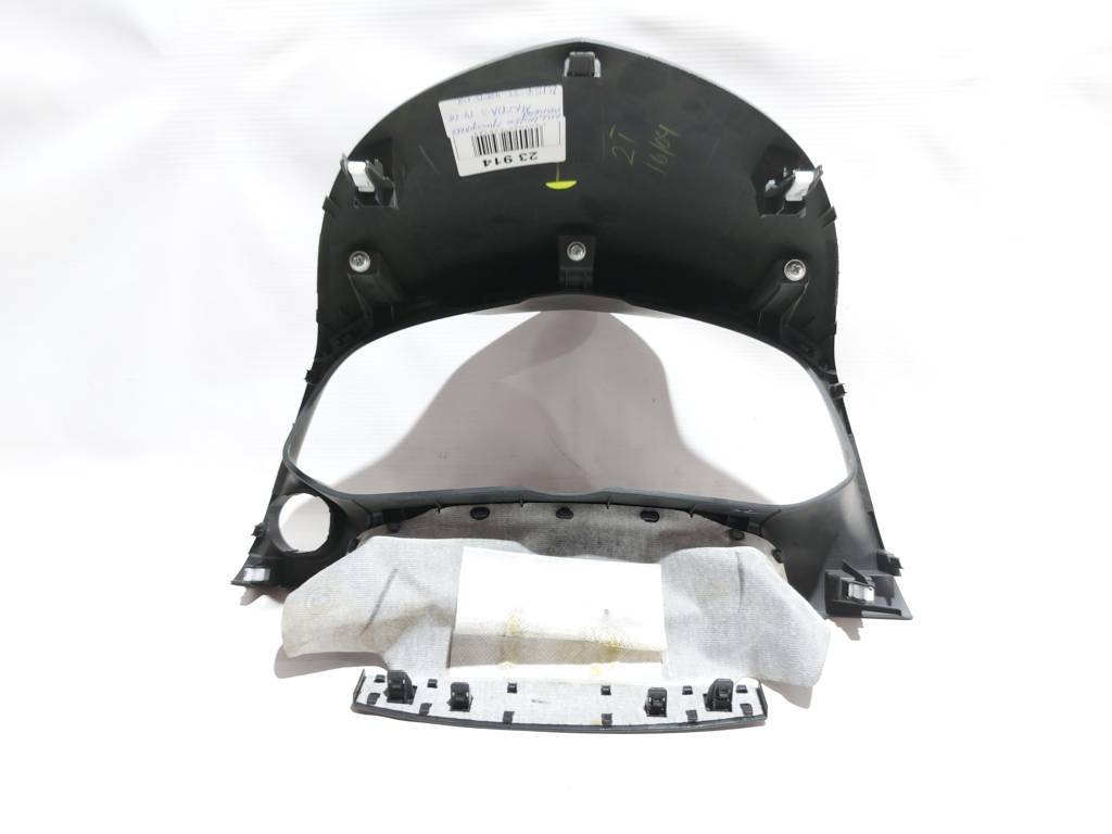3 Накладка панелі приладів Mazda 3 2014-2018 BJS755420B02 Mazda 3 14